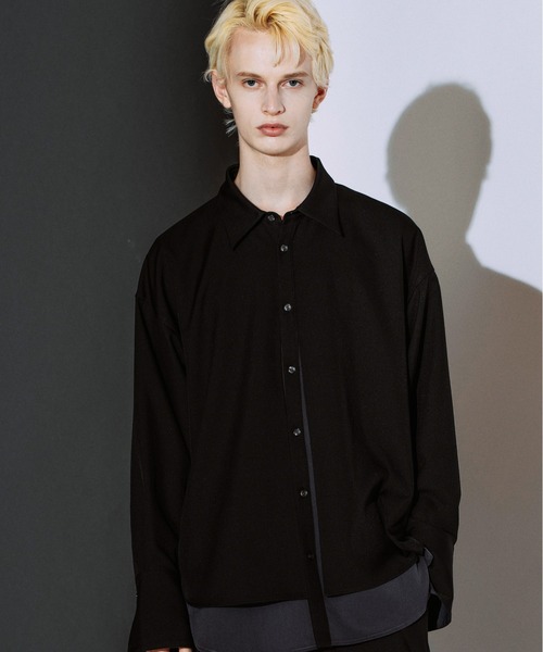 NO ID.(ノーアイディ)の「【NO ID.】Changing Layered BIG Shirt / チェンジング レイヤード ビッグ シャツ(シャツ/ブラウス・メンズ・グレー/ブラック系その他/ブラック・ONE SIZE)」の2枚目の写真