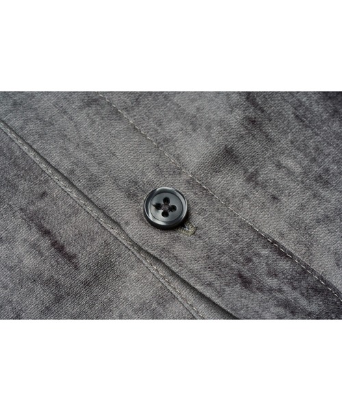NO ID.(ノーアイディ)の「【NO ID.】Changing Layered BIG Shirt / チェンジング レイヤード ビッグ シャツ(シャツ/ブラウス・メンズ・グレー/ブラック系その他/ブラック・ONE SIZE)」の4枚目の写真
