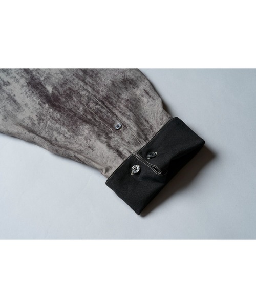 NO ID.(ノーアイディ)の「【NO ID.】Changing Layered BIG Shirt / チェンジング レイヤード ビッグ シャツ(シャツ/ブラウス・メンズ・グレー/ブラック系その他/ブラック・ONE SIZE)」の8枚目の写真
