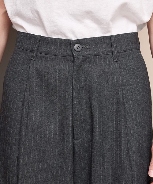 ROCHEM（ローシェン）の「1タックワイドストレートストライプスラックス（スラックス・メンズ・グレー系1/ブラック系1・L/XS/M/S）」の19枚目の写真
