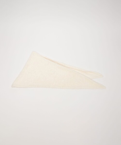 UNITED ARROWS(ユナイテッドアローズ)の「フォックスカシミヤ トライアングル ストール(ストール/ショール・レディース・オフホワイト/ブラック/ダークグレー・FREE)」の14枚目の写真