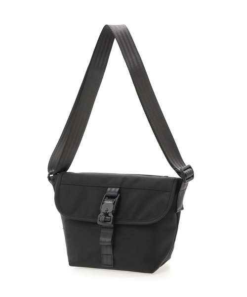 Manhattan Portage BLACK LABEL(マンハッタンポーテージ ブラックレーベル)の「NYLON MESSENGER BAG (XS) FZP FIDLOCK V-BUCKLE CORDURA BALLISTIC FABRIC(メッセンジャーバッグ・メンズ・ブラック・X-SMALL)」の12枚目の写真