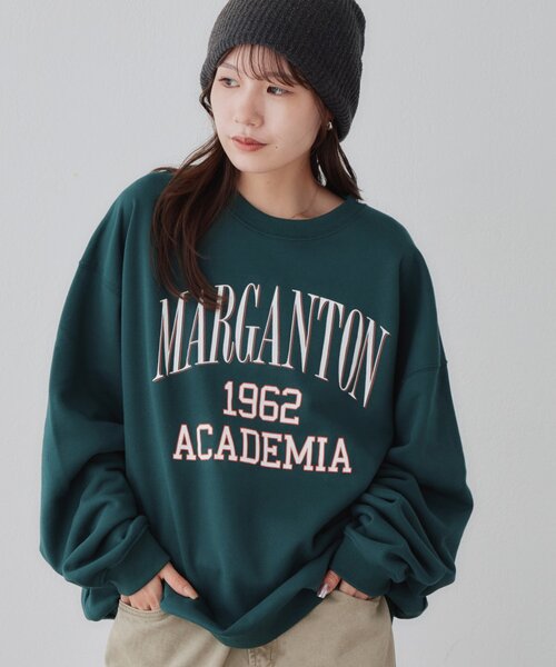 DISCOAT(ディスコート)の「【Enlude】ヒビワレカレッジロゴスウェット《WEB限定カラーあり》(Tシャツ/カットソー・レディース・レッド/ダークグリーン/ベージュ/ライトベージュ/ブラウン・FREE)」の4枚目の写真