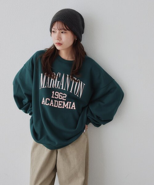DISCOAT(ディスコート)の「【Enlude】ヒビワレカレッジロゴスウェット《WEB限定カラーあり》(Tシャツ/カットソー・レディース・レッド/ダークグリーン/ベージュ/ライトベージュ/ブラウン・FREE)」の7枚目の写真