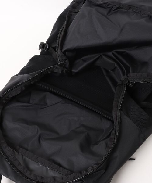 THE NORTH FACE（ザノースフェイス）の「【THE NORTH FACE/ザ ノースフェイス】ONE MILE 22（バックパック/リュック・メンズ・ブラック・FREE）」の4枚目の写真
