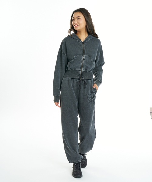 BILLABONG(ビラボン)の「BILLABONG ウィメンズ WASHED SWEAT JOGGER PANTS ロングパンツ 【2026年秋冬モデル】/ビラボンウォッシュドスウェットパンツ(セットアップ対応可)(スウェットパンツ・レディース・ライトブルー/ブラック・MEDIUM/LARGE)」の11枚目の写真