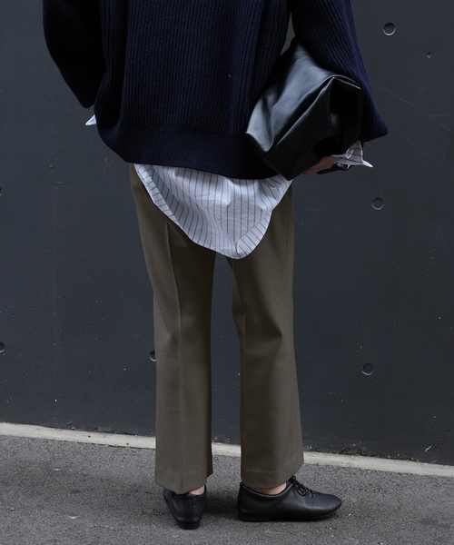 SLOBE IENA(スローブイエナ)の「スティックパンツ(スラックス・レディース・ブラック/カーキ・38/36)」の14枚目の写真