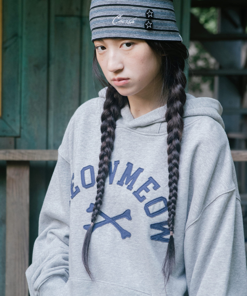 Cavish（カビシ）の「MEOW MEOW CAT EAR HOODIE GREY(CV2GFFM401A)（パーカー・レディース・ライトグレー・SMALL）」の2枚目の写真