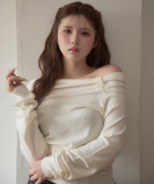 TITTY&CO.(ティティーアンドコー)の「リボンデザインオフショルニット(ニット/セーター・レディース・チャコールグレー/グレー/アイボリー・FREE)」の17枚目の写真