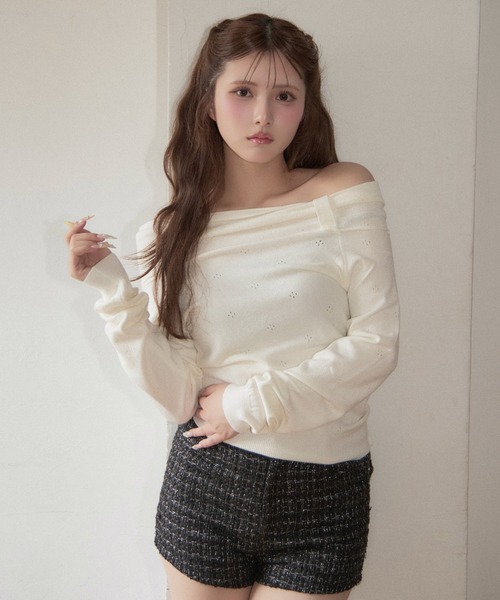 TITTY&CO.(ティティーアンドコー)の「リボンデザインオフショルニット(ニット/セーター・レディース・チャコールグレー/グレー/アイボリー・FREE)」の21枚目の写真