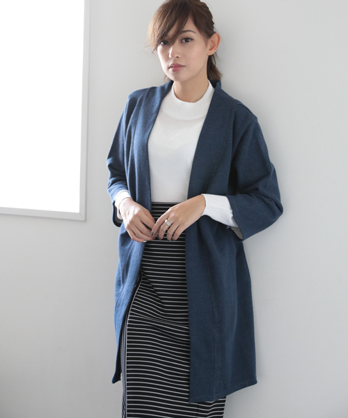 Denime(ドゥニーム)の「INDIGOLIKE CARDIGAN/インディゴライクスウェットカーディガン(カーディガン/ボレロ・レディース・ネイビー/ブルー・FREE)」の2枚目の写真