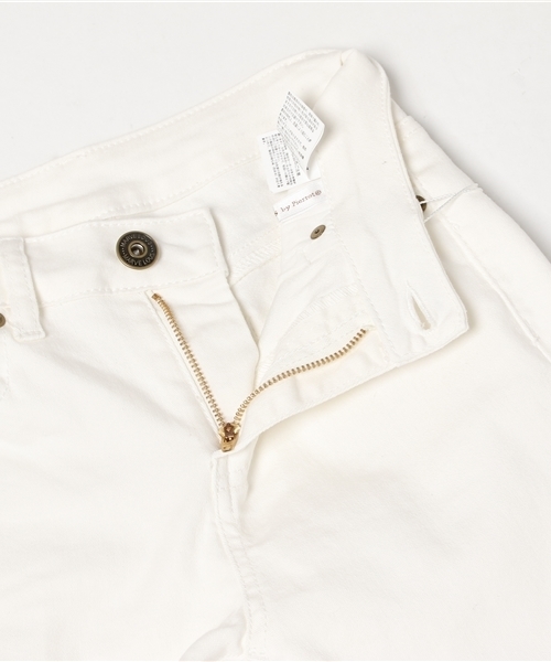 Pierrot（ピエロ）の「アンクル丈スキニーデニムパンツ 美脚 美尻 選べる SS～4L サイズ展開（デニムパンツ・レディース・ブラック/ブルー系その他2/ネイビー/ブルー系その他/ブラック系その他/ブルー/ホワイト/インディゴブルー・MEDIUM/SMALL/X-LARGE/X-SMALL/LARGE/XX-LARGE/XXX-LARGE）」の9枚目の写真