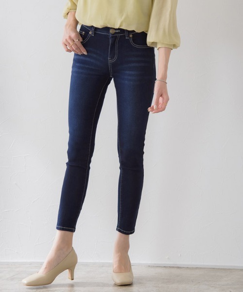 Pierrot（ピエロ）の「アンクル丈スキニーデニムパンツ 美脚 美尻 選べる SS～4L サイズ展開（デニムパンツ・レディース・ブラック/ブルー系その他2/ネイビー/ブルー系その他/ブラック系その他/ブルー/ホワイト/インディゴブルー・MEDIUM/SMALL/X-LARGE/X-SMALL/LARGE/XX-LARGE/XXX-LARGE）」の20枚目の写真