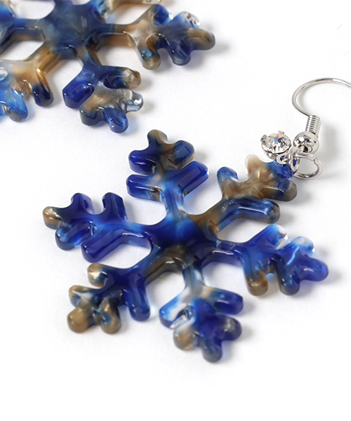 チャイハネ（チャイハネ）の「【チャイハネ】雪の結晶ピアス（ピアス（両耳用）・レディース・ブラウン/ホワイト/ブルー・FREE）」の6枚目の写真