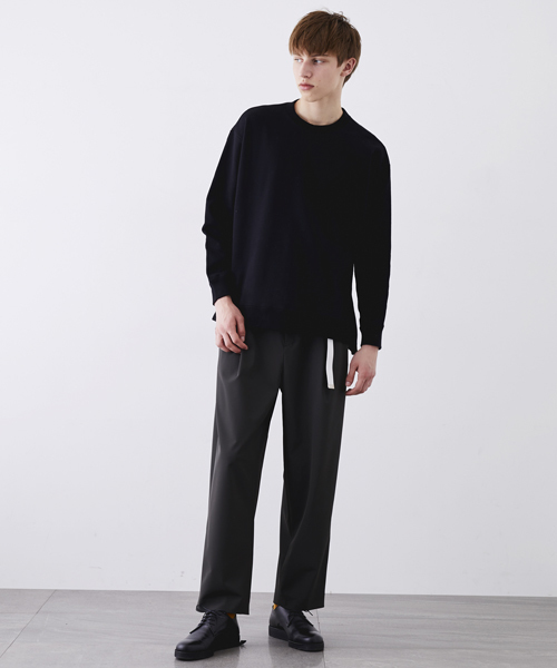 STUDIOUS(ステュディオス)の「ビッグドロップスウェット(スウェット・メンズ・ブラック/グレー/ブルー/ピンク・2/1)」の5枚目の写真