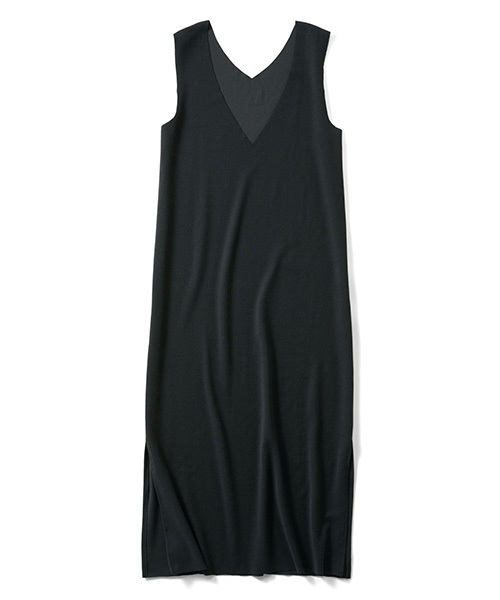 IEDIT（イディット）の「【追加生産決定！】ＩＥＤＩＴ　深Ｖネックですっきり見えるリップルカットソージャンパースカート（ワンピース・レディース・ネイビー/ブラック・LARGE/X-LARGE/SMALL/XX-LARGE/MEDIUM）」の2枚目の写真