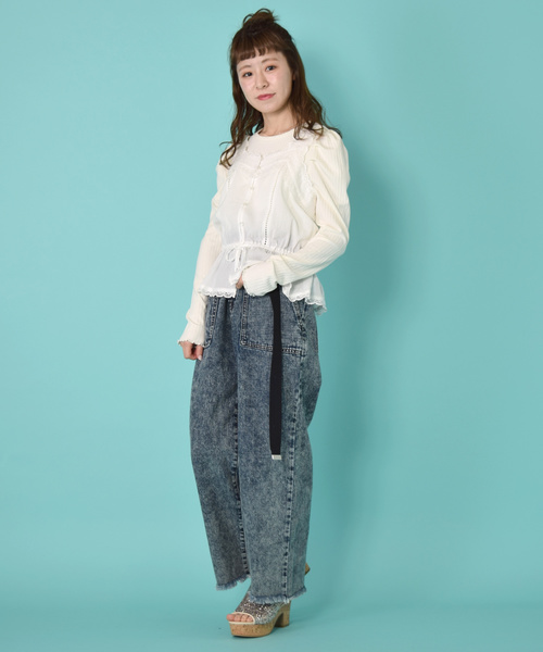 w closet（ダブルクローゼット）の「コットンレースノースリーブブラウス（シャツ/ブラウス・レディース・オフホワイト/イエロー/ブラック・FREE）」の4枚目の写真