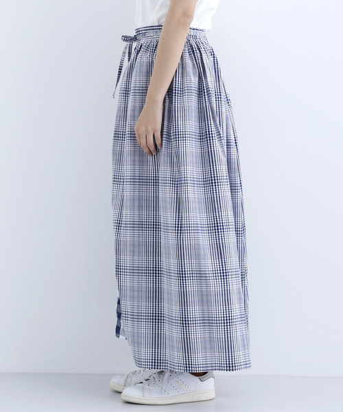 MERLOT（メルロー）の「ギンガムチェック柄切替スカート1600（スカート・レディース・ブラック/ネイビー・FREE）」の6枚目の写真