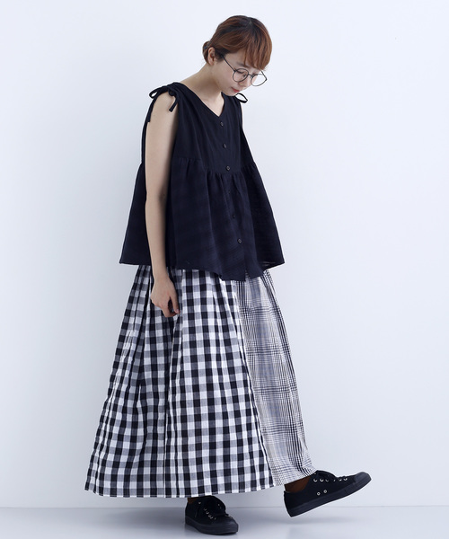 MERLOT（メルロー）の「ギンガムチェック柄切替スカート1600（スカート・レディース・ブラック/ネイビー・FREE）」の14枚目の写真