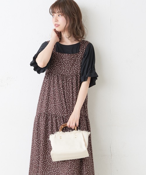 natural couture(ナチュラルクチュール)の「タック袖ドルマンTシャツ(Tシャツ/カットソー・レディース・オフホワイト/グリーン/ブラック/ブラウン・FREE)」の22枚目の写真