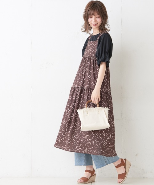 natural couture(ナチュラルクチュール)の「タック袖ドルマンTシャツ(Tシャツ/カットソー・レディース・オフホワイト/グリーン/ブラック/ブラウン・FREE)」の21枚目の写真