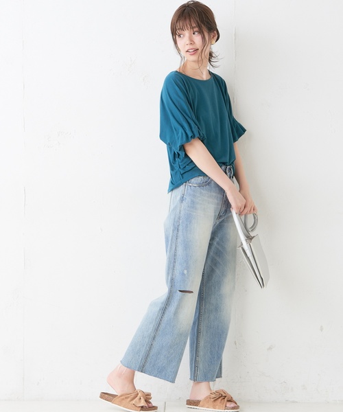natural couture(ナチュラルクチュール)の「タック袖ドルマンTシャツ(Tシャツ/カットソー・レディース・オフホワイト/グリーン/ブラック/ブラウン・FREE)」の14枚目の写真