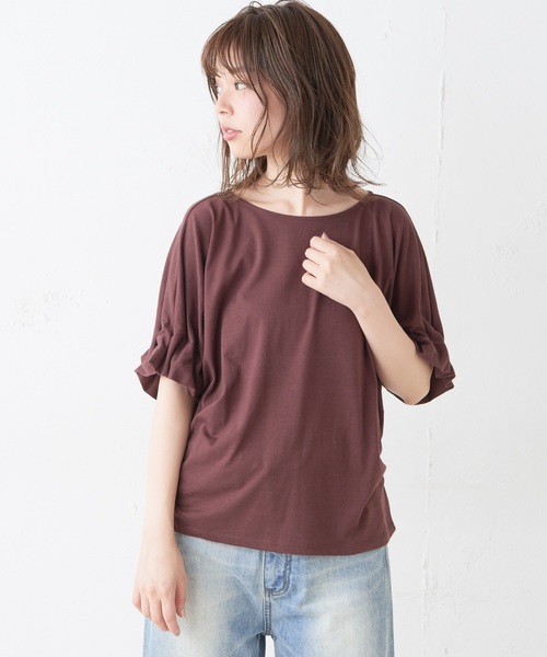 natural couture(ナチュラルクチュール)の「タック袖ドルマンTシャツ(Tシャツ/カットソー・レディース・オフホワイト/グリーン/ブラック/ブラウン・FREE)」の13枚目の写真