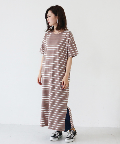 AMERICAN HOLIC(アメリカンホリック)の「【ZOZO限定】マキシTシャツワンピース *(ワンピース・レディース・ブラック/ネイビー/オフホワイト/モカ/その他7/キャメル/カーキ/パープル/ベージュ・FREE)」の4枚目の写真