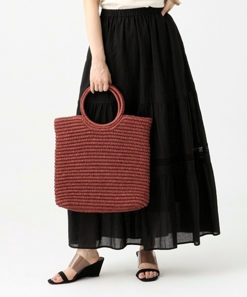 A part by(アパートバイ)の「ペーパーマルハンドルトート 825793(かごバッグ・レディース・ブラウン/カーキ/ブルー・FREE)」の1枚目の写真