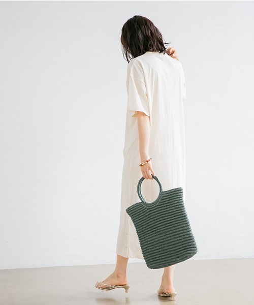 A part by(アパートバイ)の「ペーパーマルハンドルトート 825793(かごバッグ・レディース・ブラウン/カーキ/ブルー・FREE)」の8枚目の写真