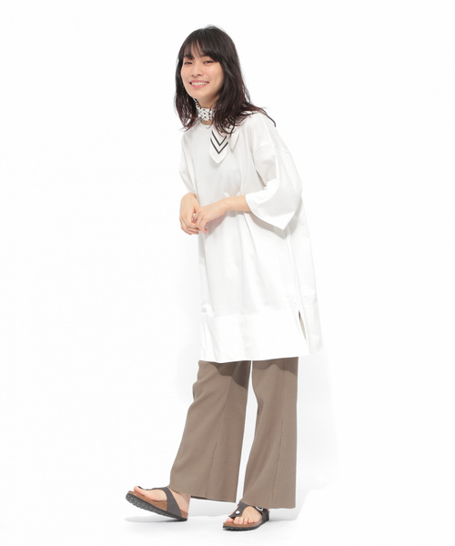 LAKOLE（ラコレ）の「【UVカット】ワイドヘムビッグTチュニック / LAKOLE（チュニック・レディース・ブラック/オフホワイト/カーキ/ライトブラウン・SMALL/MEDIUM）」の2枚目の写真