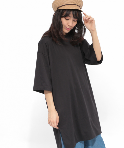 LAKOLE（ラコレ）の「【UVカット】ワイドヘムビッグTチュニック / LAKOLE（チュニック・レディース・ブラック/オフホワイト/カーキ/ライトブラウン・SMALL/MEDIUM）」の3枚目の写真