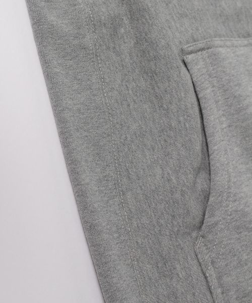 LIBERTY CITY（リバティシティ）の「【LIBERTY CITY/リバティーシティ】 [BIG C] スウェットパーカー（パーカー・メンズ・ホワイト/ブラック/グレー・2/4/3）」の9枚目の写真