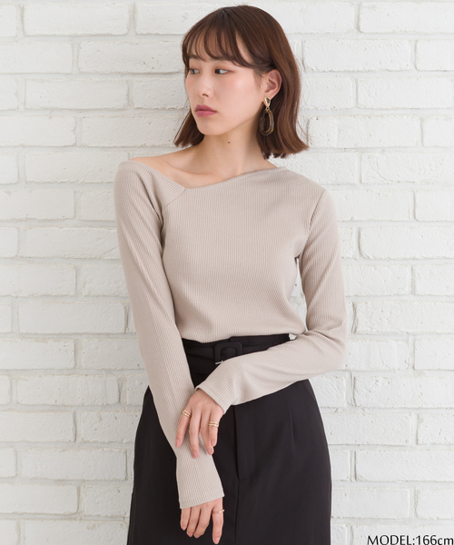 Libby&Rose(リビーアンドローズ)の「リブワンショルカットソー(Tシャツ/カットソー・レディース・ブラック/ブラウン/グレイッシュベージュ・FREE)」の3枚目の写真