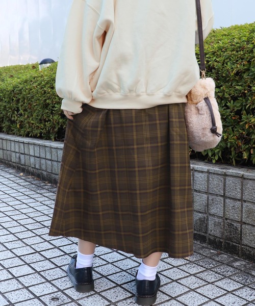 PairPair(ペアペア)の「チェックキルトスカート(スカート・レディース・ベージュ/ネイビー/ブラウン系その他・FREE)」の8枚目の写真