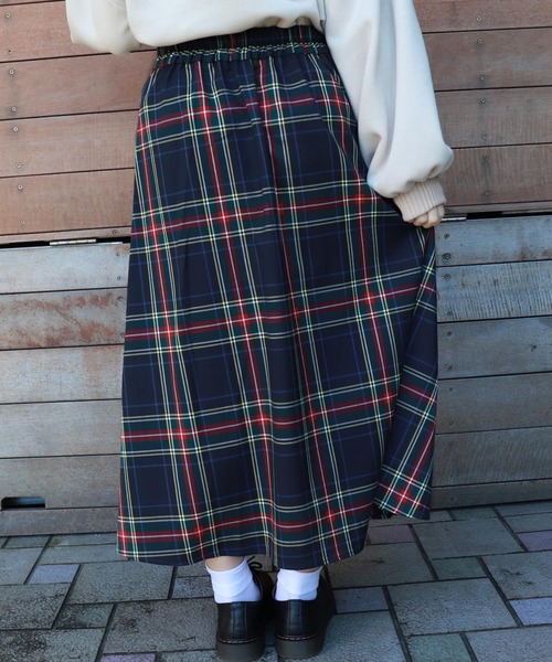 PairPair(ペアペア)の「チェックキルトスカート(スカート・レディース・ベージュ/ネイビー/ブラウン系その他・FREE)」の17枚目の写真
