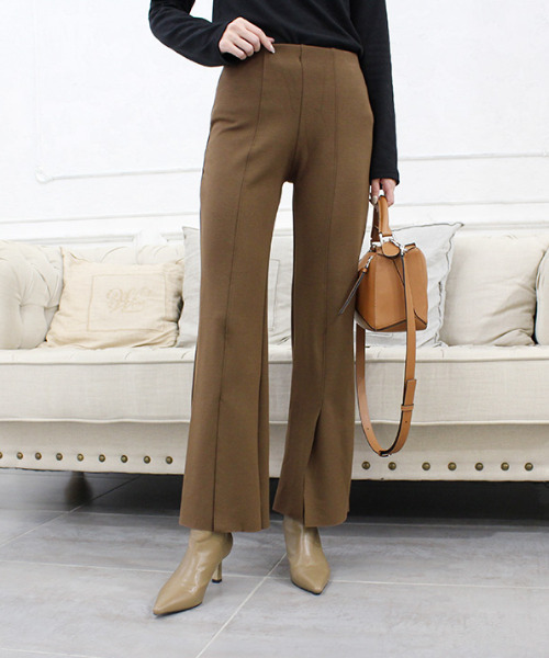 MODE ROBE（モードローブ）の「センタープレススリットパンツ（その他パンツ・レディース・ブラック/ブラウン/ベージュ・FREE）」の3枚目の写真