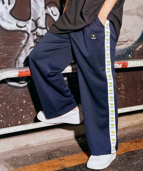 Mark Gonzales(マーク・ゴンザレス)の「Mark Gonzales/マークゴンザレス MONO-MART別注 サイドラインパンツ/3TYPE(その他パンツ・メンズ・ブラック系その他/ベージュ系その他/ブルー系その他/ブラック系その他2/ブラック系その他3/ベージュ系その他2/ベージュ系その他3/ブルー系その他2/ブルー系その他3・S/M/L)」の8枚目の写真