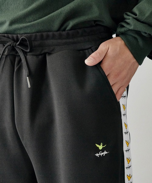 Mark Gonzales(マーク・ゴンザレス)の「Mark Gonzales/マークゴンザレス MONO-MART別注 サイドラインパンツ/3TYPE(その他パンツ・メンズ・ブラック系その他/ベージュ系その他/ブルー系その他/ブラック系その他2/ブラック系その他3/ベージュ系その他2/ベージュ系その他3/ブルー系その他2/ブルー系その他3・S/M/L)」の11枚目の写真