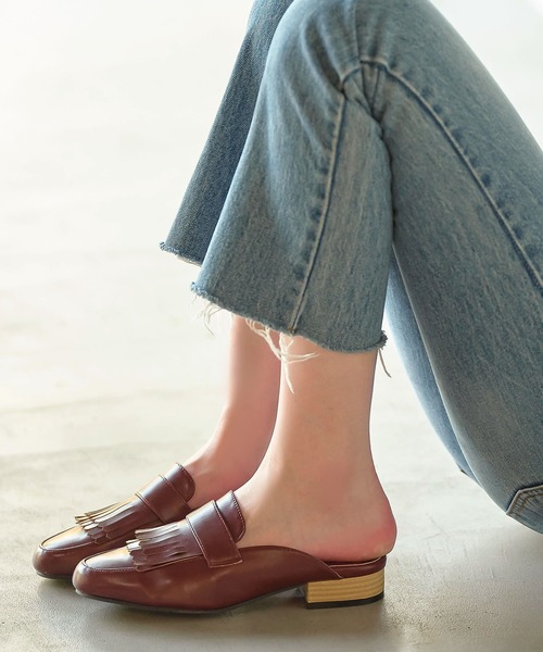 KOBE LETTUCE（コウベレタス）の「フリンジバブーシュ（その他シューズ・レディース・ブラウン/ブラック/ホワイト/バーガンディー・LL/L/S/M）」の4枚目の写真