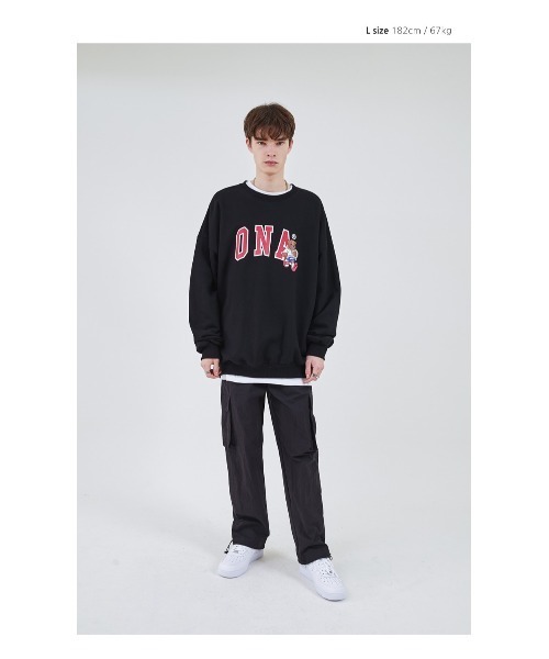 ONA/オーエヌエー』BULLDOG CURVE LINE LOGO SWEATSHIRT/ブルドッグ