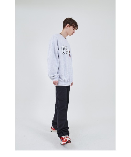 ONA(オーエヌエー)の「『ONA/オーエヌエー』BULLDOG CURVE LINE LOGO SWEATSHIRT/ブルドッグ カーブライン ロゴスウェットシャツ トレーナー(スウェット・メンズ・グレー/レッド/ブラック/ライトグレー・M/L)」の18枚目の写真