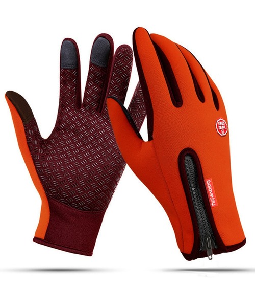 DAY CLOSET(デイ クローゼット)の「【滑り止め付き/高密度防風・撥水】スマホ3本指対応 裏起毛グローブ(手袋・メンズ・ブラック/パープル/ネイビー/グレー/オレンジ・M/L)」の5枚目の写真