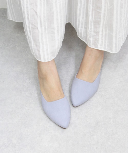 chocolates（チョコラテス）の「アーモンドトゥミュール【日本製】（パンプス・レディース・ブラック/ブルー/グレイッシュベージュ・24cm/22cm/23cm/22.5cm/24.5cm/25cm/23.5cm）」の16枚目の写真