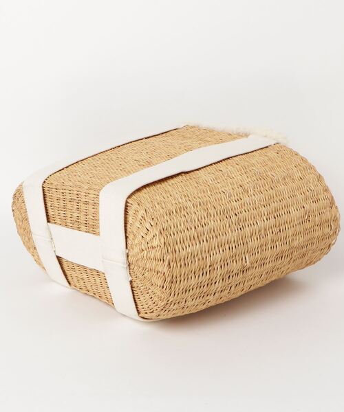 MUUN(ムーニュ)の「MUUN CABA G STRAW BAG(トートバッグ・レディース・ホワイト・ONE SIZE)」の3枚目の写真