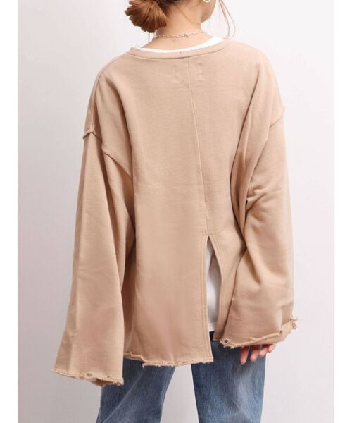 Ungrid（アングリッド）の「ダメージバックスリットスウェット（スウェット・レディース・チャコールグレー/ベージュ/オフホワイト/ブルー・FREE）」の17枚目の写真