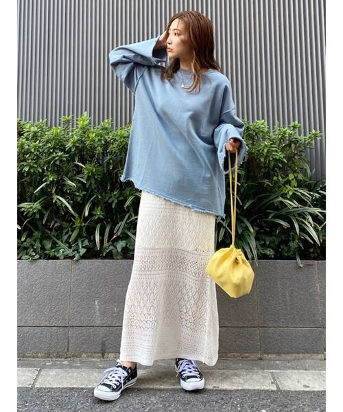 Ungrid（アングリッド）の「ダメージバックスリットスウェット（スウェット・レディース・チャコールグレー/ベージュ/オフホワイト/ブルー・FREE）」の18枚目の写真