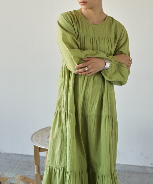 Auntie Rosa Holiday(アンティローザホリデー)の「ティアードロングワンピース(ワンピース・レディース・ブラック/オフホワイト/ブルー/ライトグリーン・FREE)」の3枚目の写真