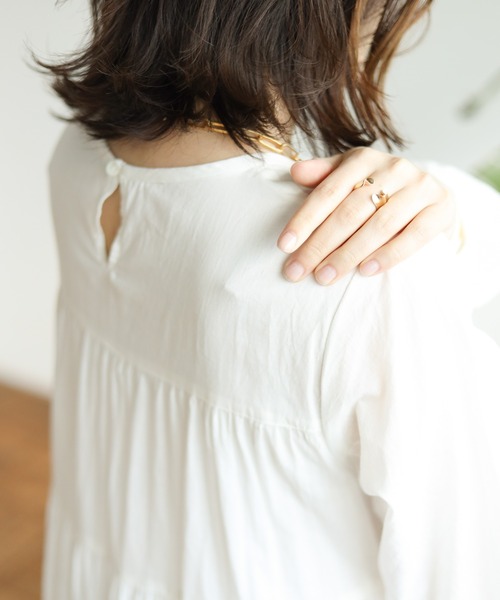 Auntie Rosa Holiday(アンティローザホリデー)の「ティアードロングワンピース(ワンピース・レディース・ブラック/オフホワイト/ブルー/ライトグリーン・FREE)」の6枚目の写真