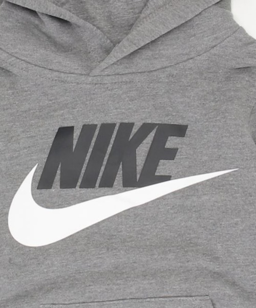 NIKE（ナイキ）の「NIKE/ナイキ プルオーバー パーカー 86G703-GEH（パーカー・キッズ・グレー・110cm/120cm/105cm/115cm）」の3枚目の写真